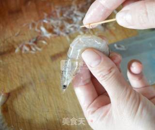 香葱炒虾的做法步骤：2