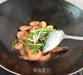 香葱炒虾的做法步骤：9