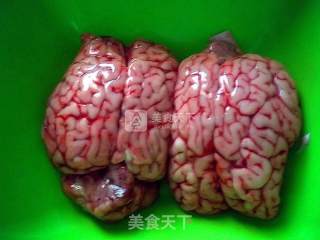 凉拌羊脑的做法步骤：1