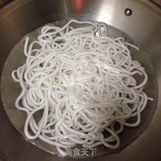 蔬菜土豆粉的做法步骤：3