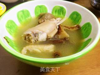 红菌鸡汤的做法步骤：6