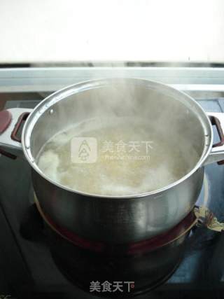 南瓜蛋黄小米糊的做法步骤：3