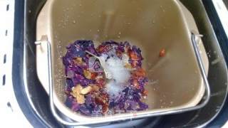 超好吃的面包机版鲜花酱——枸杞红枣红糖玫瑰花酱的做法步骤：5