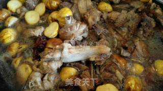 板栗烧鸡的做法步骤：5