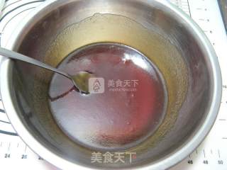 红豆沙玫瑰馅广式月饼的做法步骤：3
