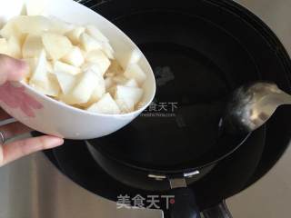 冰糖炖梨的做法步骤：5
