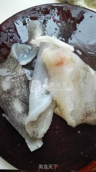 温拌海参斑鱼皮的做法步骤：3