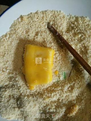 炸香蕉片的做法步骤：3