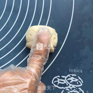 榨菜鲜肉月饼的做法步骤：14