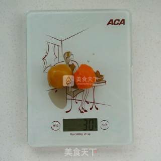 传统蛋黄莲蓉月饼（50克/个）的做法步骤：9