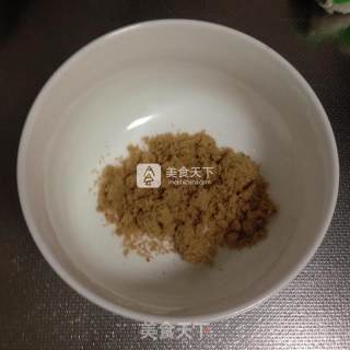 红糖酒蒸蛋的做法步骤：1
