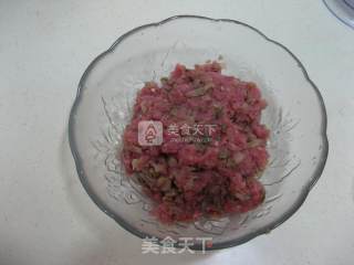 榨菜鲜肉酥皮月饼的做法步骤：6