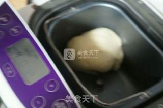 奶香豆沙面包的做法步骤：3