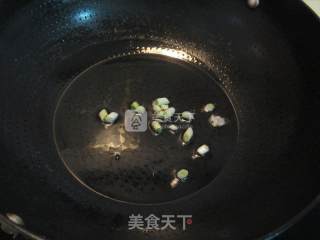 小松菜炒豆皮的做法步骤：5