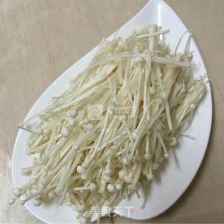 番茄金针菇蛋花汤的做法步骤：2