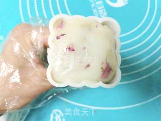 冰皮月饼的做法步骤：21