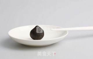 黑蒜炒豆腐的做法步骤：4