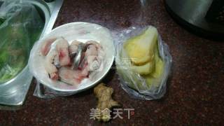 鳗鱼炒咸菜的做法步骤：1