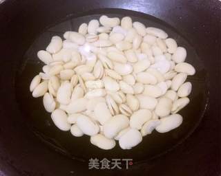 白豆沙月饼的做法步骤：3