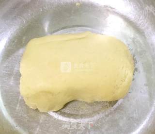 白豆沙月饼的做法步骤：11