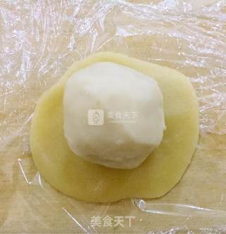 白豆沙月饼的做法步骤：15