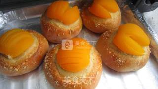 奶味飘飘“黄桃面包”的做法步骤：6