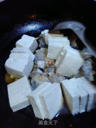 带鱼炖豆腐的做法步骤：6