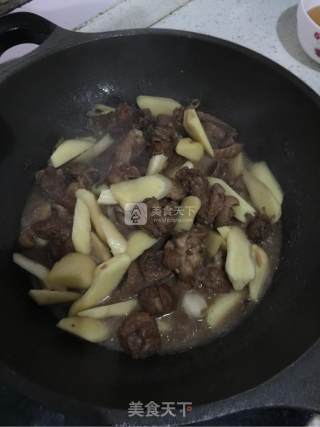子姜烧鸭的做法步骤：6