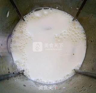 黄桃奶昔的做法步骤：2