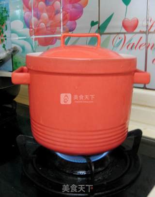 排骨虫草汤的做法步骤：3