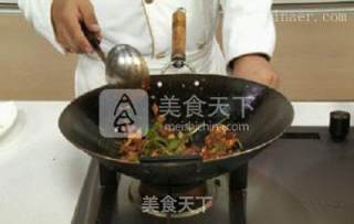 色香味俱全的孜然羊肉的做法步骤：7