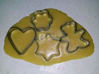 新手做烘焙之剩余广式月饼皮巧利用的做法步骤：3