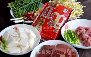 从磁器口走出来的名菜毛血旺的做法步骤：1