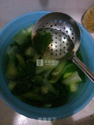 清拌油菜的做法步骤：2