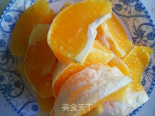 自制健康饮料--胡萝卜橙汁的做法步骤：2