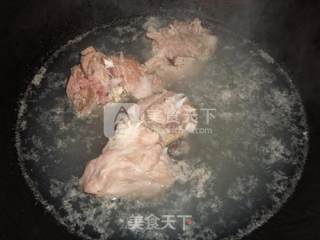 黑豆鸡爪芋汤的做法步骤：4