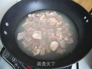 羊肉炖土豆的做法步骤：2