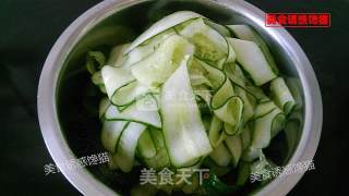 好大一棵树---凉拌黄瓜的做法步骤：3