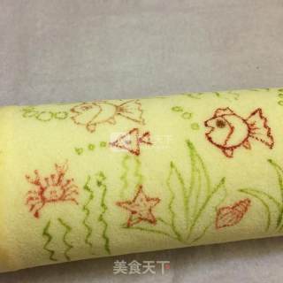 彩绘蛋卷一海底世界的做法步骤：11