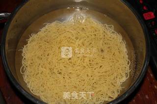 吃面的快乐，彩色冰丝冷面的做法步骤：5