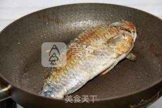 奶白鱼汤的做法步骤：4