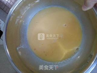 香菜鸡蛋薄饼的做法步骤：3