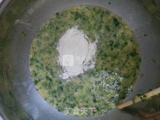 香菜鸡蛋薄饼的做法步骤：4