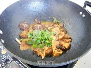 香菇炒栗子的做法步骤：13