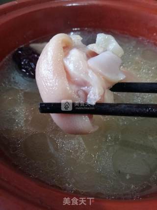 沙参猪蹄煲的做法步骤：5