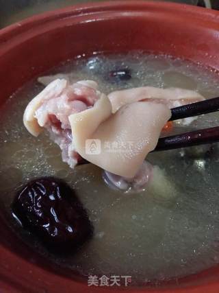 沙参猪蹄煲的做法步骤：6
