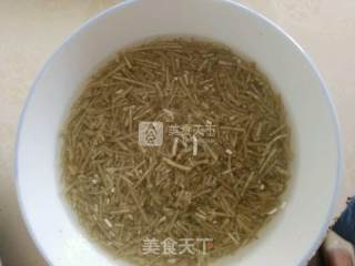 韭菜粉丝麻叶子扁食的做法步骤：9
