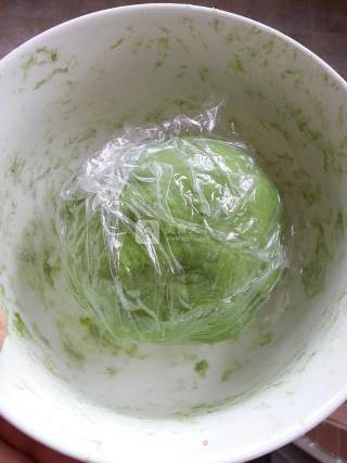 手工菠菜面的做法步骤：4