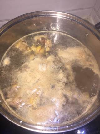 番茄牛肉汤的做法步骤：3