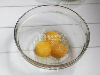 玫瑰戚风的做法步骤：6